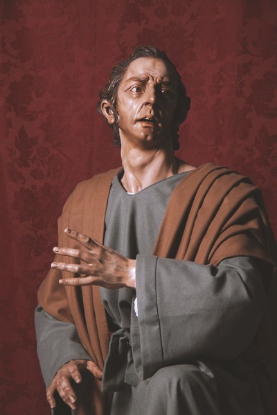 El Apostolado · 47