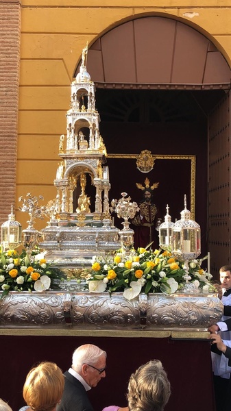 Cultos y besamanos 2019 · 12