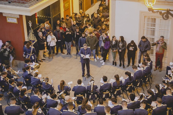 Capataces y costaleros · 30