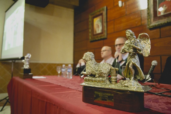 Capataces y costaleros · 32