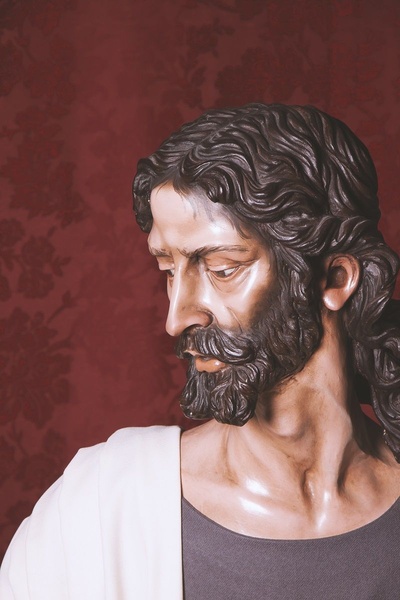 El Apostolado · 15