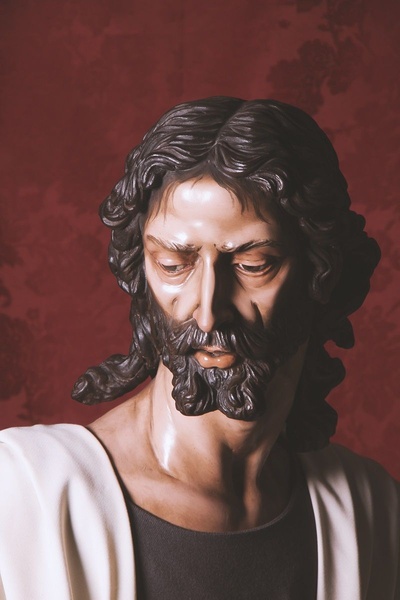El Apostolado · 16