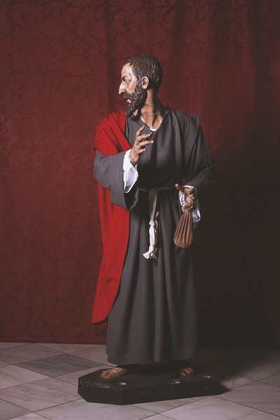 El Apostolado · 33