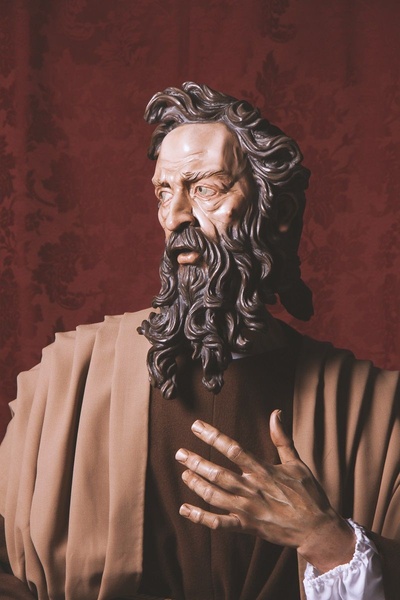 El Apostolado · 42